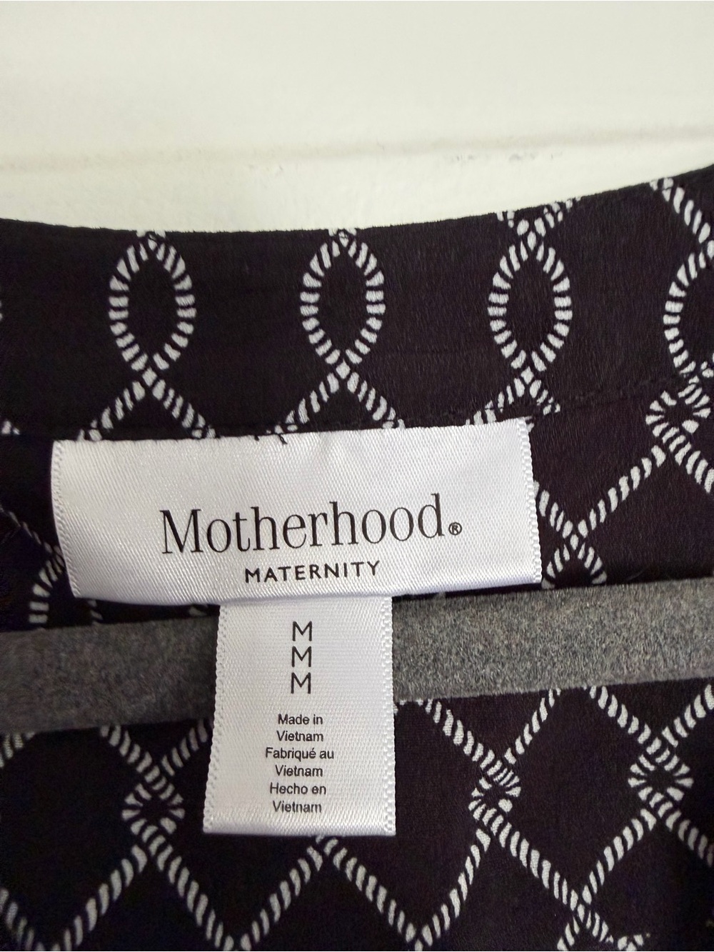 Motherhood Maternity Black Patterned Cap-Sleeve Blouse - Picture 2 of 8